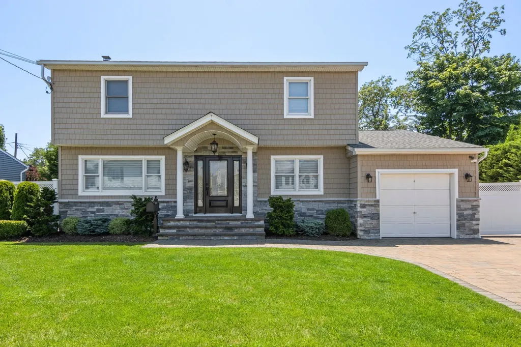 5 Miami Road Bethpage NY 11714