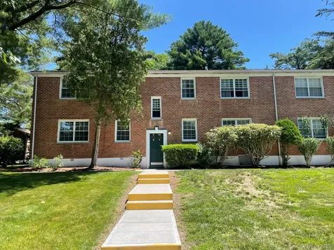 180 Pinewood Road Hartsdale NY 10530