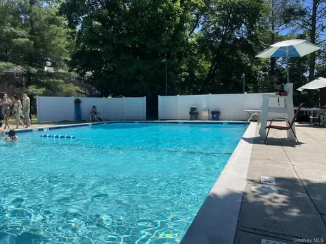 180 Pinewood Road Hartsdale NY 10530