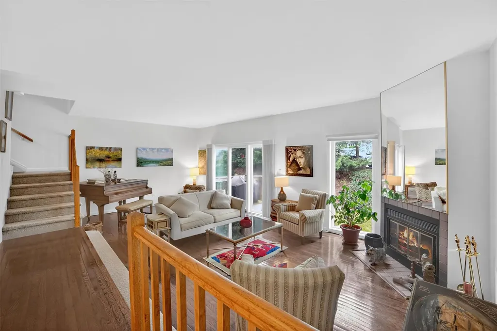 32 Spring Pond Drive Ossining NY 10562