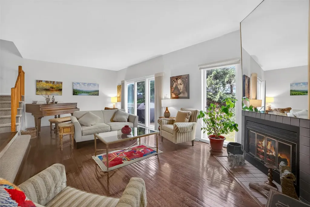 32 Spring Pond Drive Ossining NY 10562