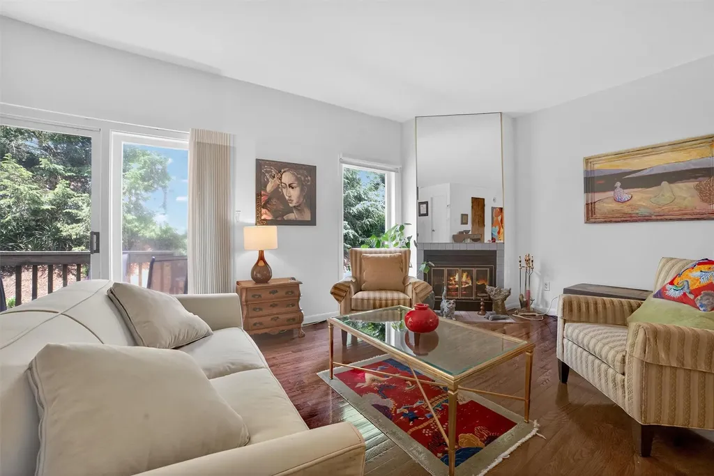 32 Spring Pond Drive Ossining NY 10562