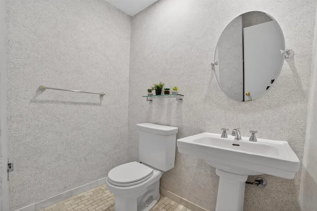 32 Spring Pond Drive Ossining NY 10562