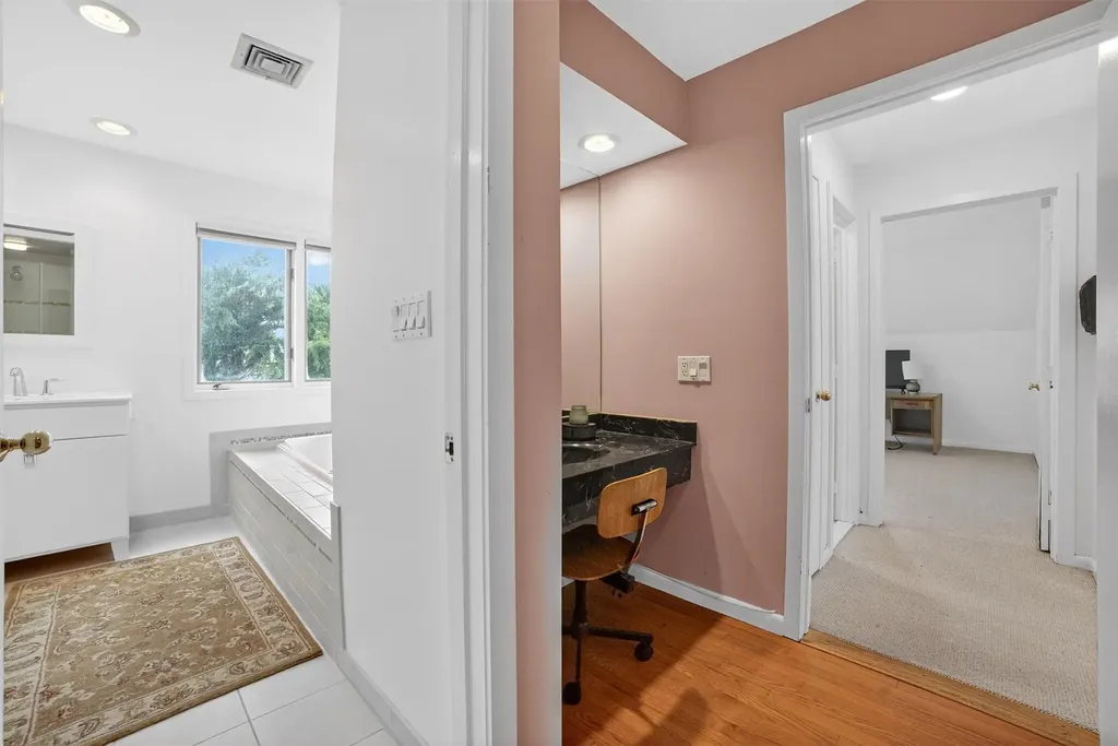 32 Spring Pond Drive Ossining NY 10562
