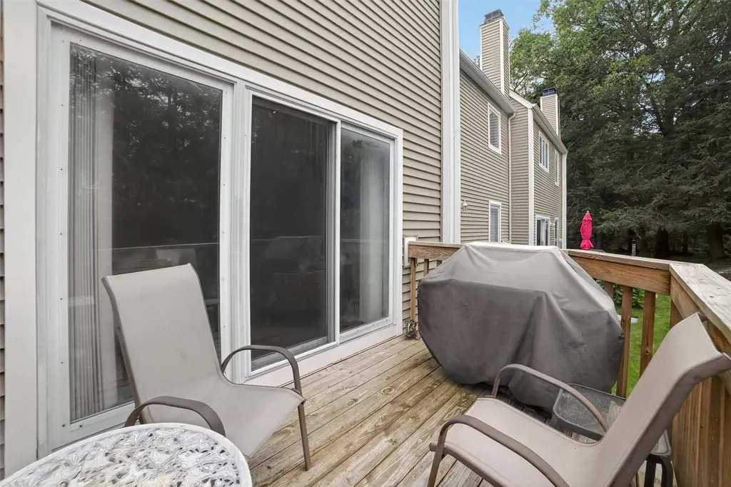 32 Spring Pond Drive Ossining NY 10562