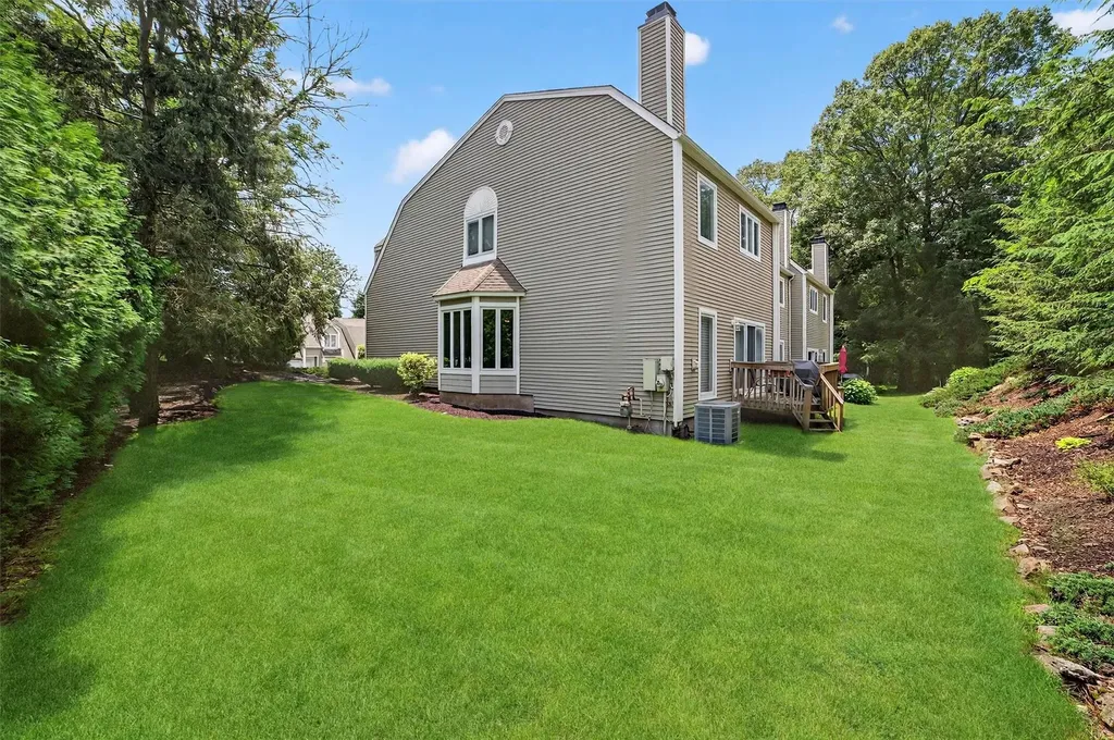 32 Spring Pond Drive Ossining NY 10562