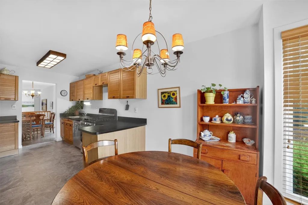 32 Spring Pond Drive Ossining NY 10562