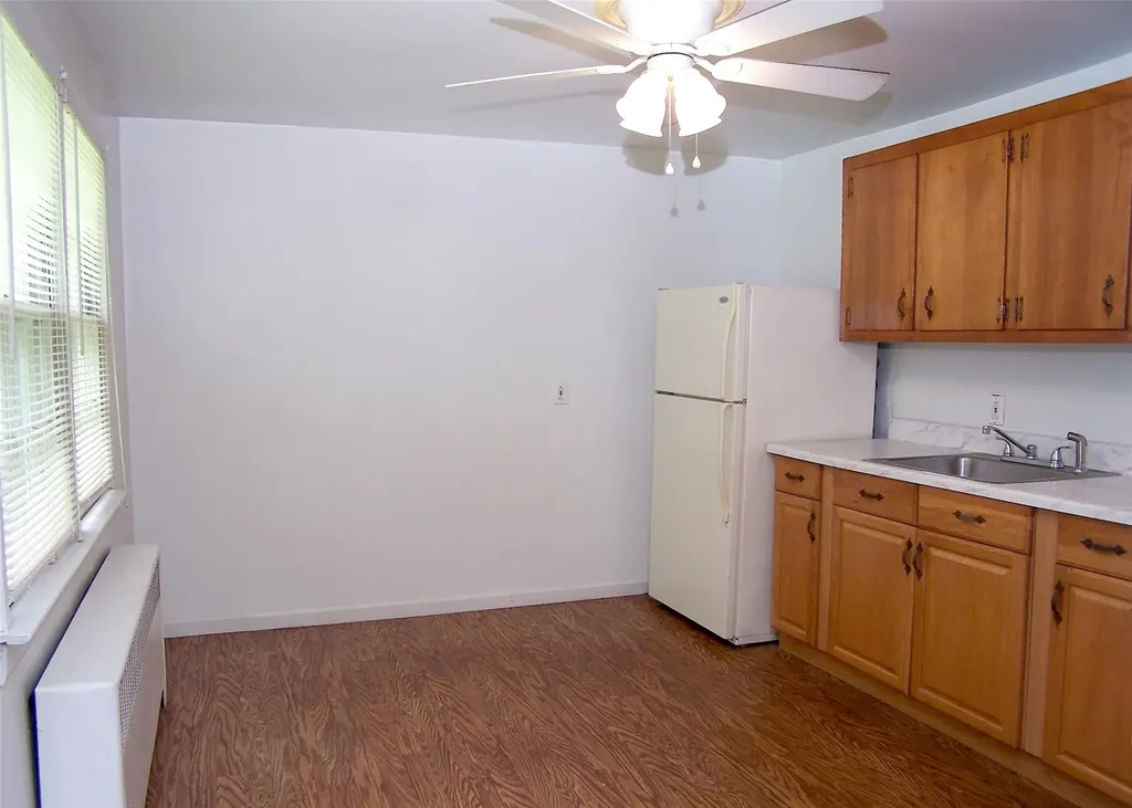 152 W Yaphank Road Coram NY 11727