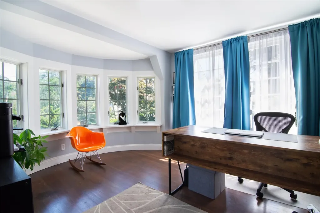 37 Tanglewylde Avenue Bronxville NY 10708