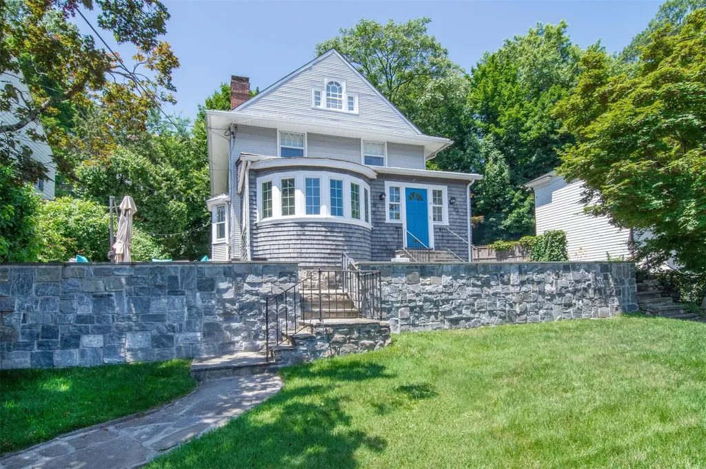 37 Tanglewylde Avenue Bronxville NY 10708
