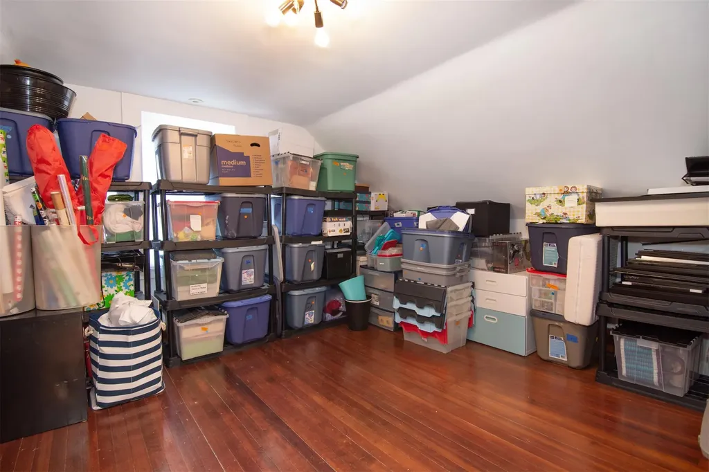 37 Tanglewylde Avenue Bronxville NY 10708