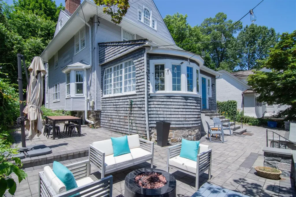 37 Tanglewylde Avenue Bronxville NY 10708