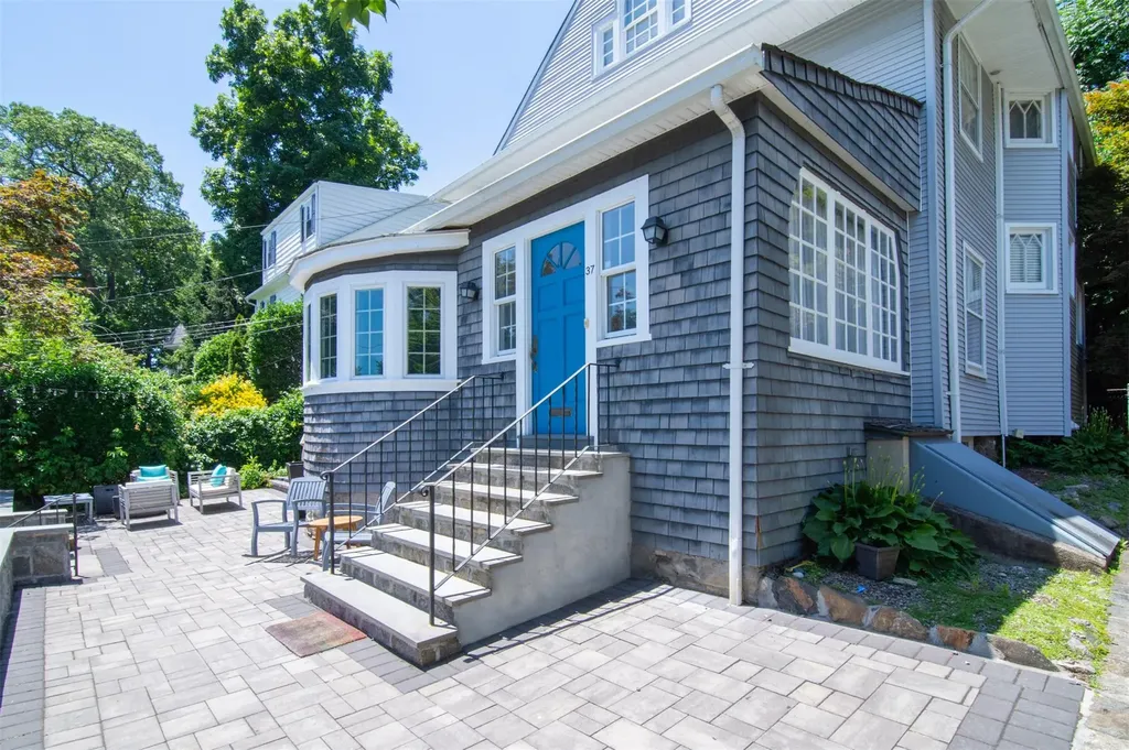 37 Tanglewylde Avenue Bronxville NY 10708
