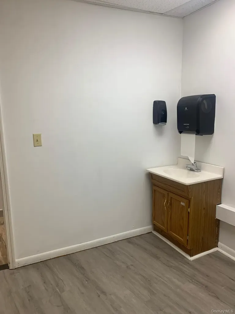 193 S Plank Road Newburgh NY 12550