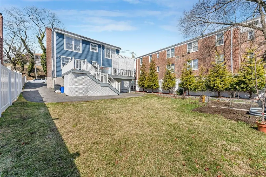 832 Palisade Avenue Yonkers NY 10703