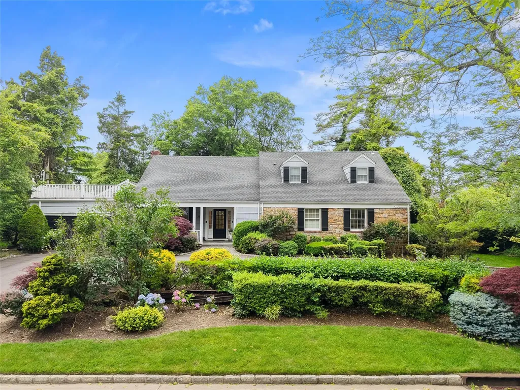 156 Lefferts Road Woodmere NY 11598