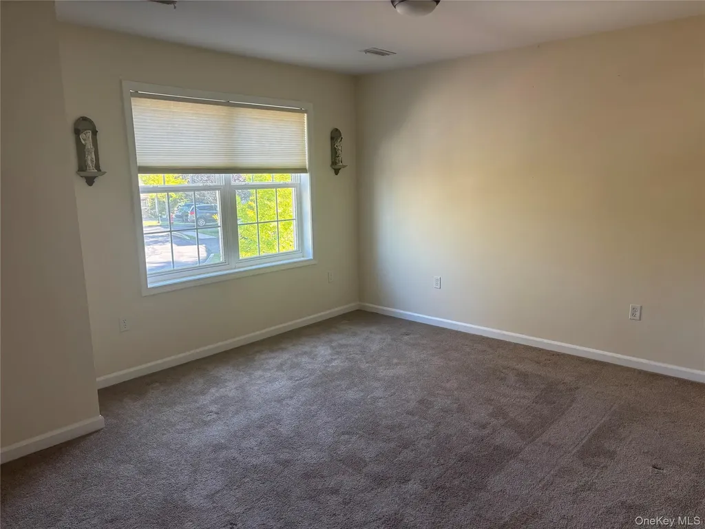 61 Aveonis Court Fishkill NY 12524