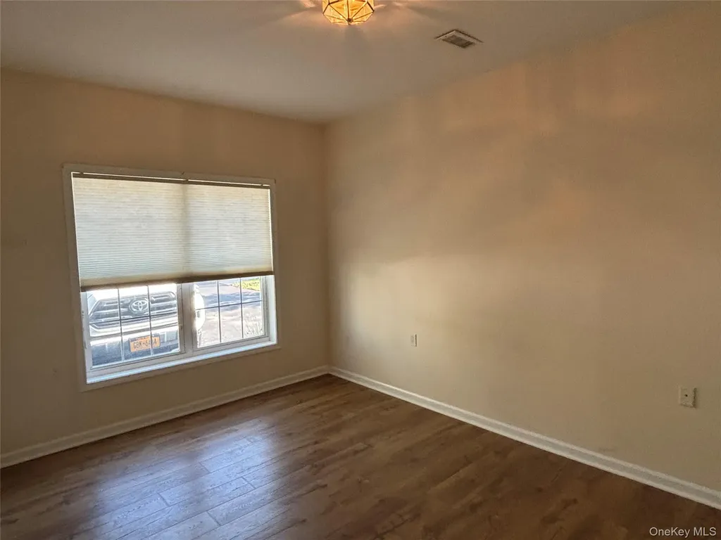 61 Aveonis Court Fishkill NY 12524
