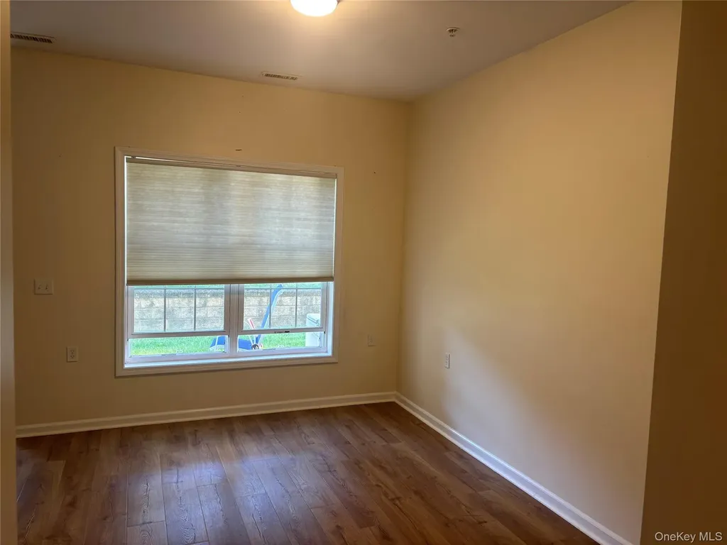 61 Aveonis Court Fishkill NY 12524