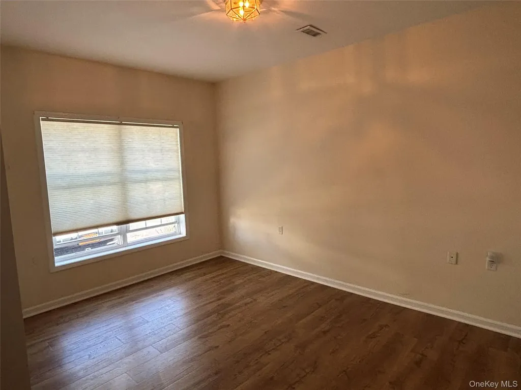 61 Aveonis Court Fishkill NY 12524
