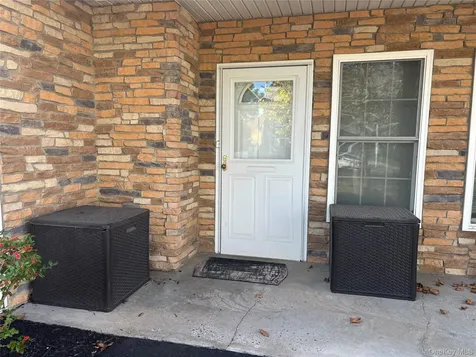61 Aveonis Court Fishkill NY 12524