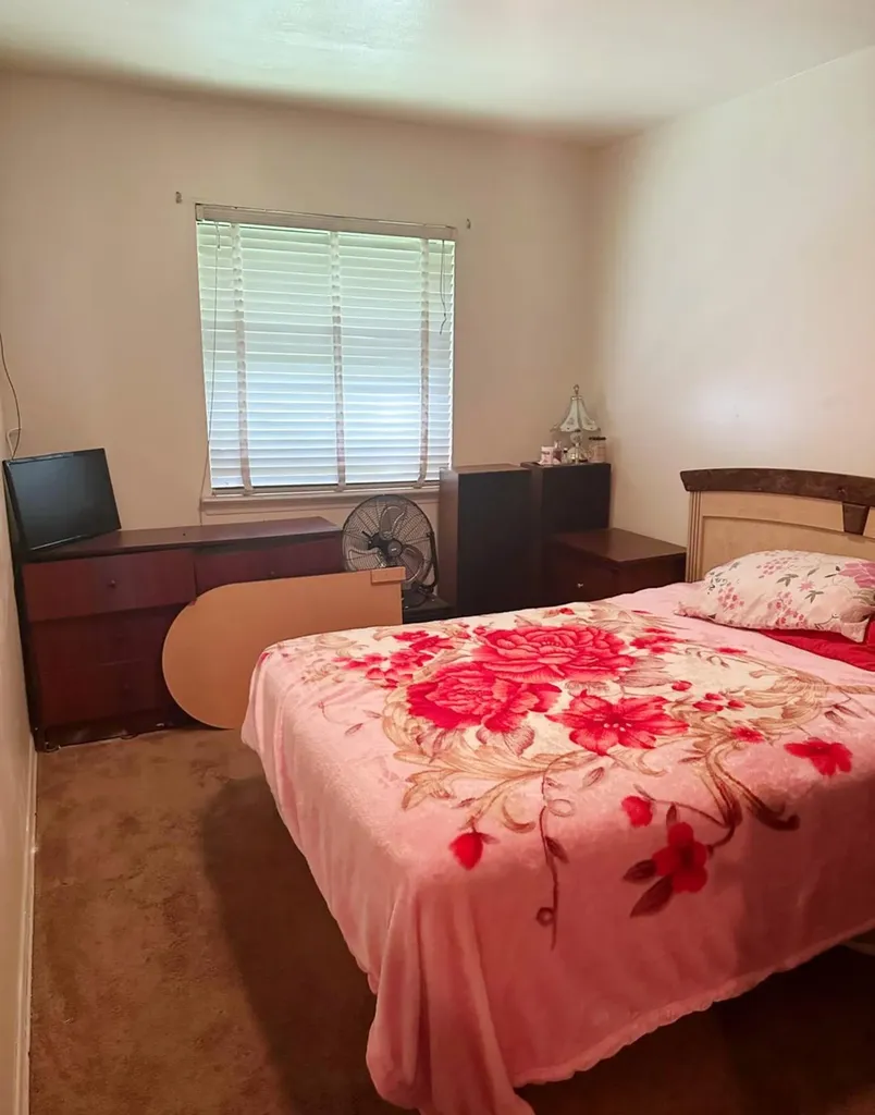 804 E 221st Street Bronx NY 10467