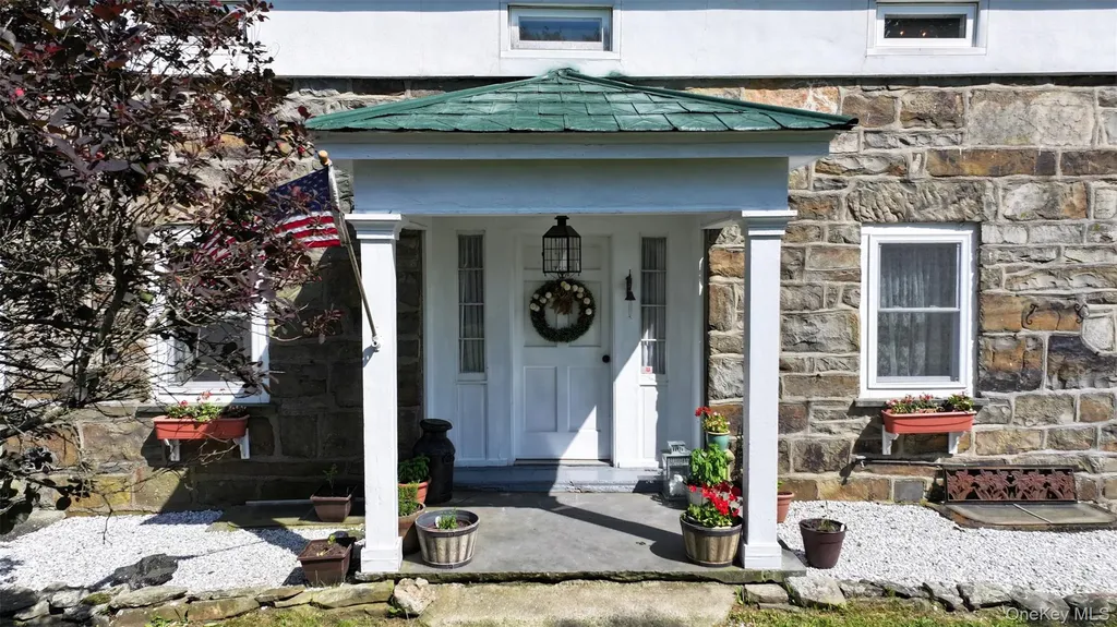 321 Crans Mill Road Pine Bush NY 12566