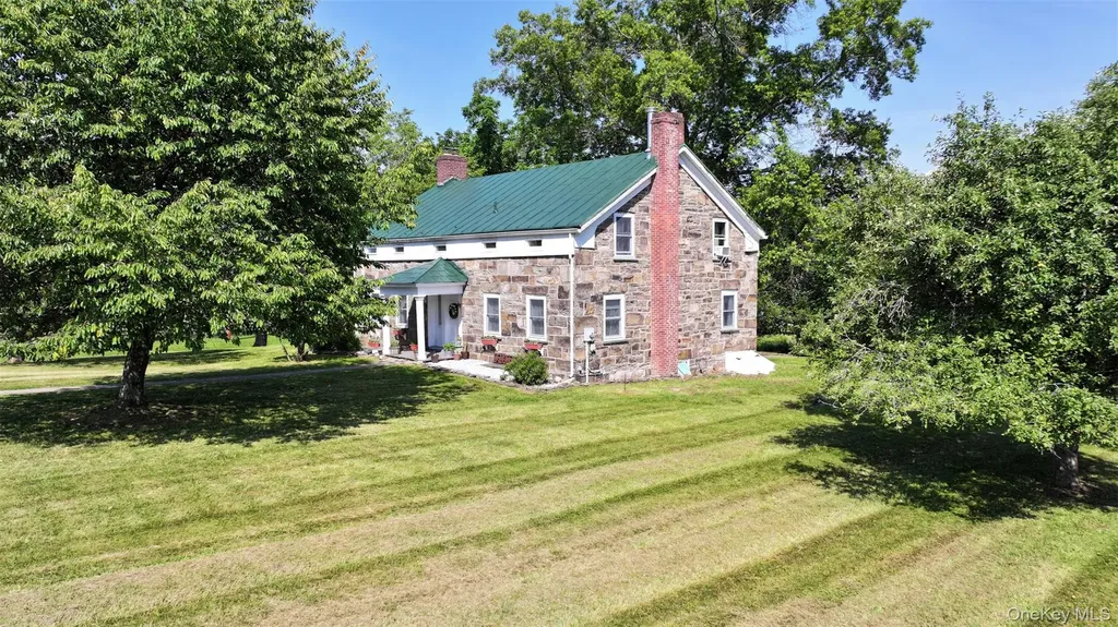 321 Crans Mill Road Pine Bush NY 12566
