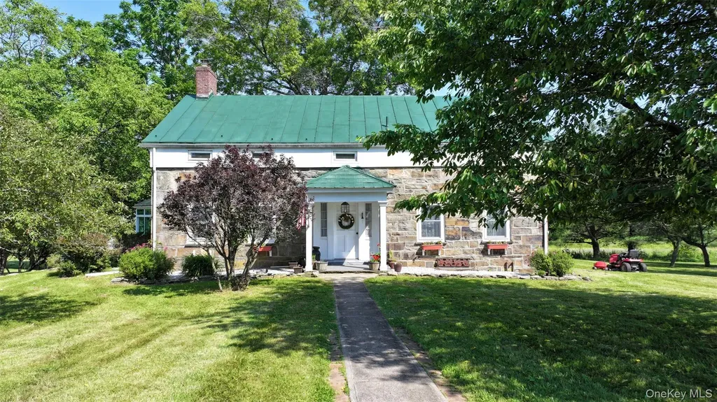 321 Crans Mill Road Pine Bush NY 12566