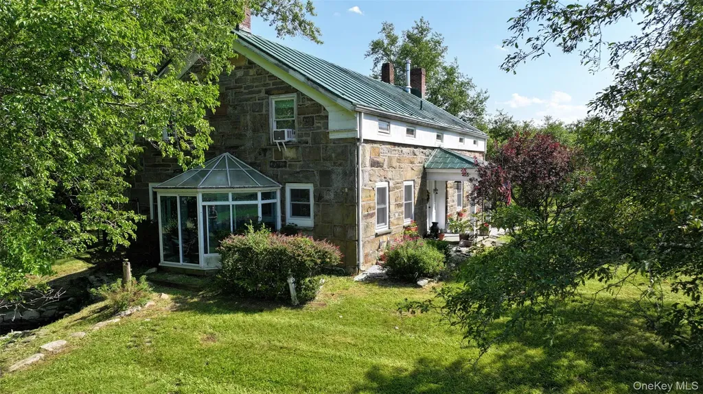 321 Crans Mill Road Pine Bush NY 12566