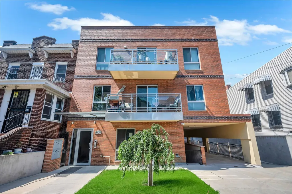 7425 43rd Avenue Elmhurst NY 11373