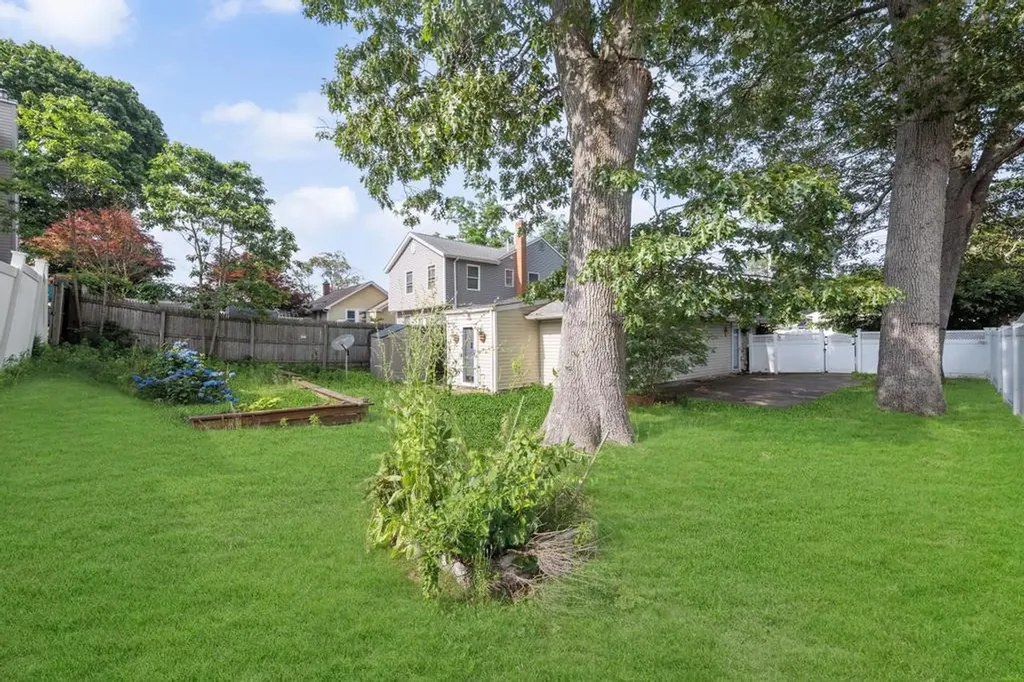 36 Adirondack Drive Selden NY 11784