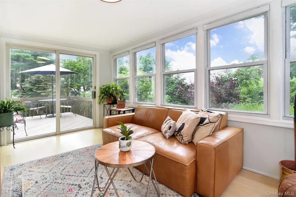 99 Rockingchair Road White Plains NY 10607