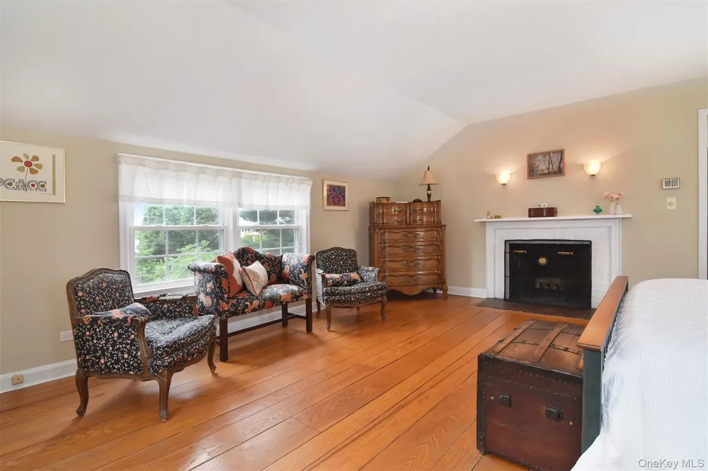 99 Rockingchair Road White Plains NY 10607