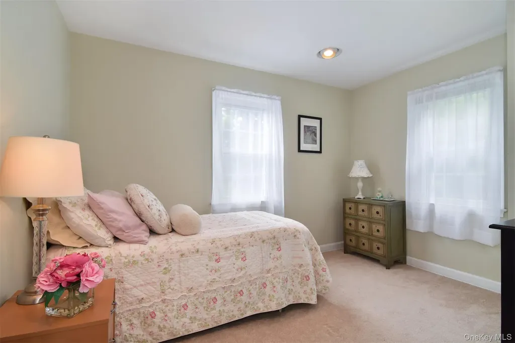 99 Rockingchair Road White Plains NY 10607