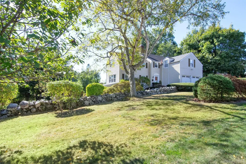 99 Rockingchair Road White Plains NY 10607