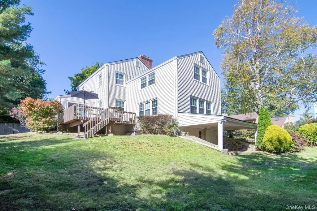 99 Rockingchair Road White Plains NY 10607