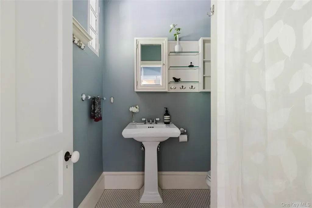 88 Mac Brown Road Claverack NY 12513