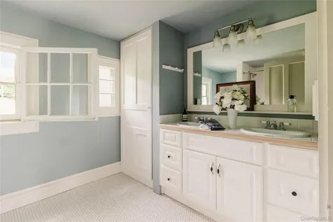 88 Mac Brown Road Claverack NY 12513