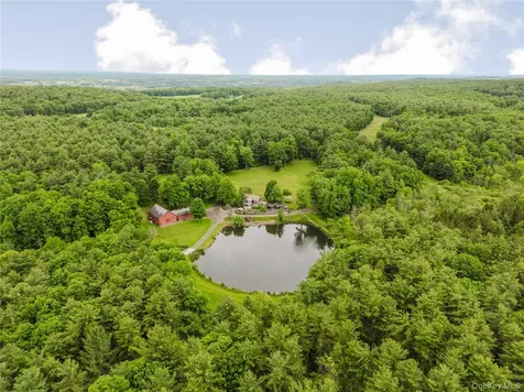 88 Mac Brown Road Claverack NY 12513