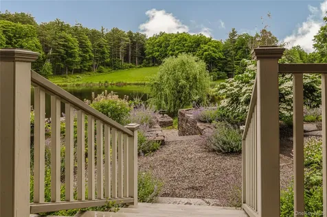 88 Mac Brown Road Claverack NY 12513