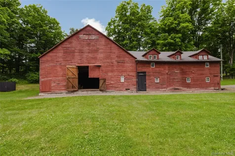88 Mac Brown Road Claverack NY 12513