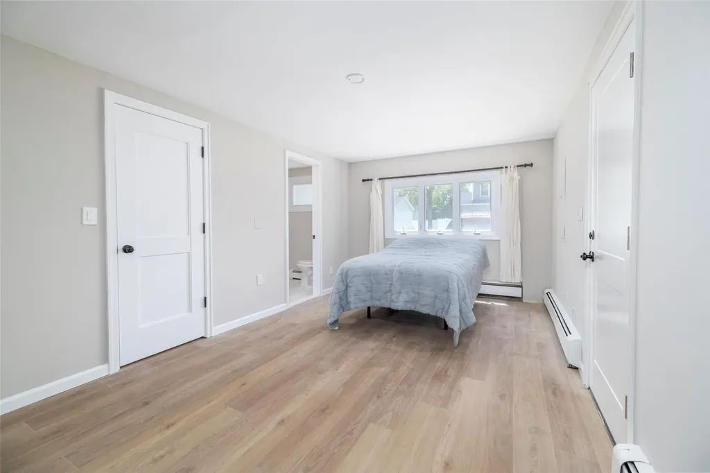4 Beaumont Avenue Massapequa NY 11758