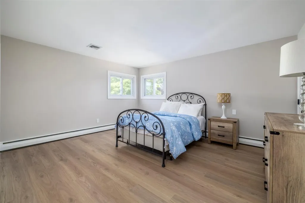4 Beaumont Avenue Massapequa NY 11758