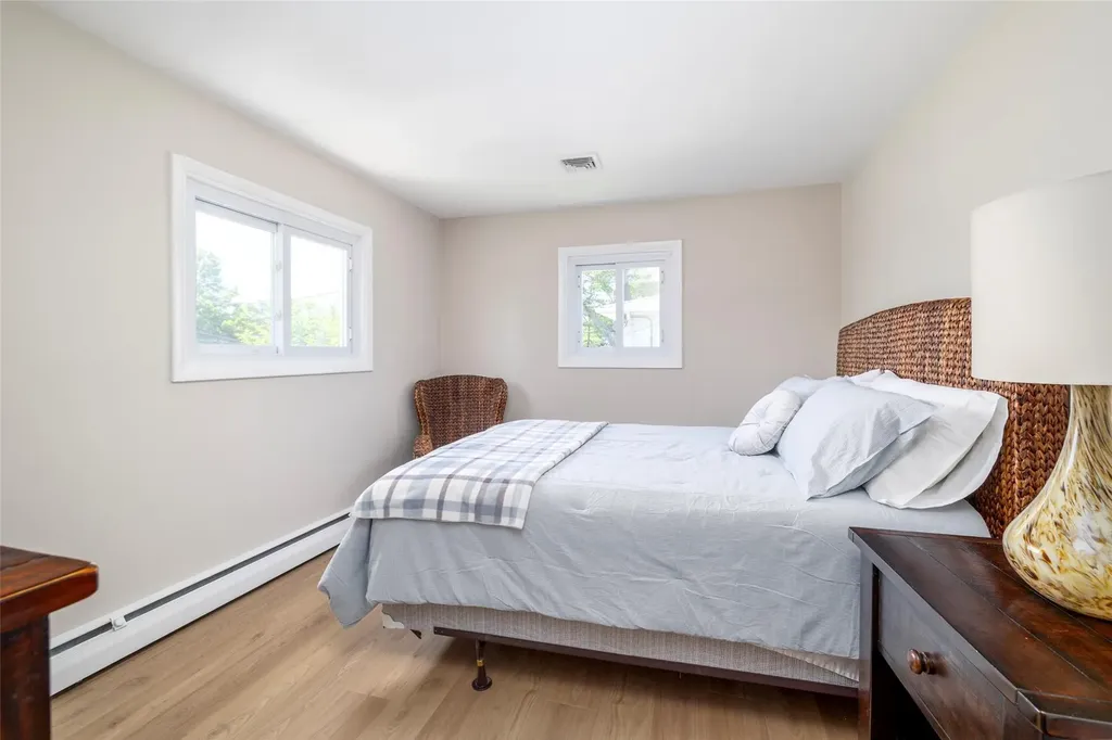 4 Beaumont Avenue Massapequa NY 11758