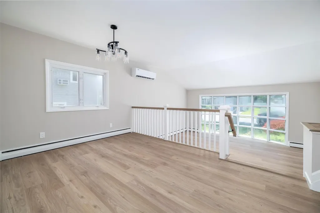 4 Beaumont Avenue Massapequa NY 11758