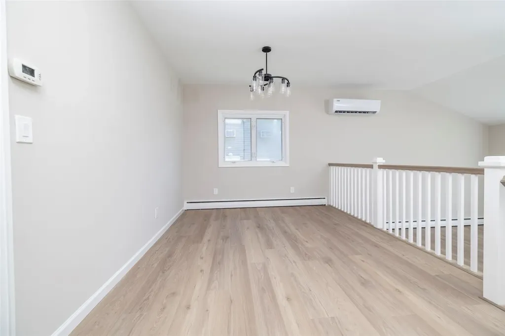 4 Beaumont Avenue Massapequa NY 11758