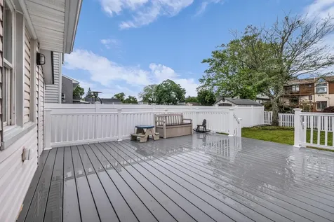 3327 Parkway Drive Baldwin NY 11510