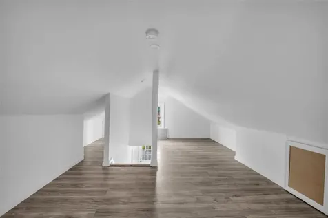 3327 Parkway Drive Baldwin NY 11510