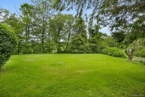 65 Hortontown Road Carmel NY 10512